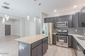 15153 Method Ave in El Paso, TX - Building Photo - Building Photo