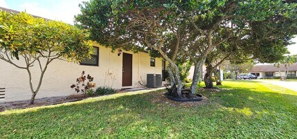 6266 Blue Baneberry Ln in Greenacres, FL - Building Photo - Building Photo