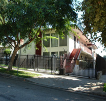 636 Robinson St Apartamentos