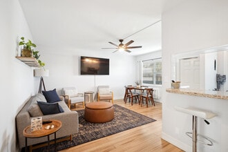 1850 S Ocean Dr, Unit #208 in Fort Lauderdale, FL - Foto de edificio - Building Photo