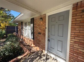 3951 Gaspar Dr in Dallas, TX - Building Photo - Building Photo