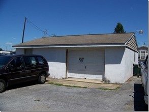 Lititz Mobile Home Park in Lititz, PA - Building Photo - Building Photo