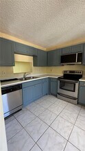 7911 Southgate Blvd in North Lauderdale, FL - Building Photo - Building Photo