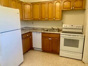 1716 Bertha St in Key West, FL - Building Photo - Building Photo