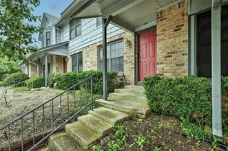1411 Gracy Farms Ln in Austin, TX - Building Photo - Building Photo