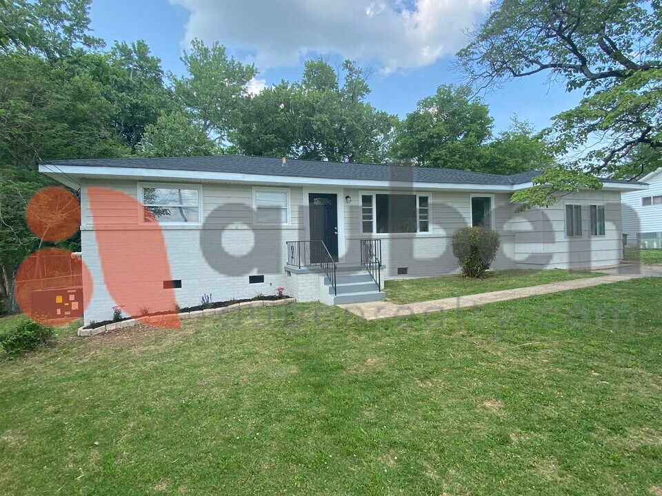 1703 Williams Rd in Chattanooga, TN - Building Photo