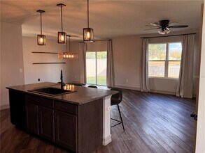 7623 Tuscan Bay Cir in Wesley Chapel, FL - Building Photo - Building Photo