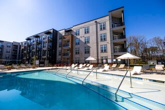 The Leo Loso Apartments in Charlotte, NC - Building Photo - Building Photo