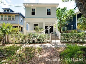 1230 N Liberty St in Jacksonville, FL - Building Photo