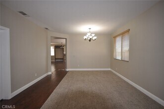 8945 Honeysuckle Ave, Unit 2110N in Hesperia, CA - Building Photo - Building Photo
