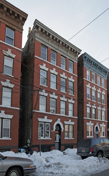 59 Oak St in Jersey City, NJ - Foto de edificio