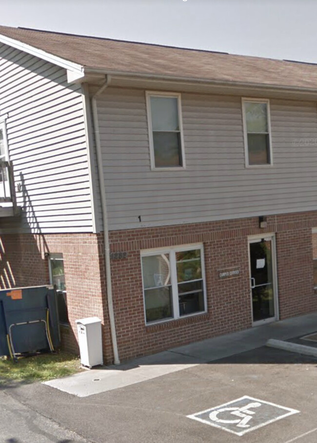 1282 N Main St in Blacksburg, VA - Building Photo - Building Photo