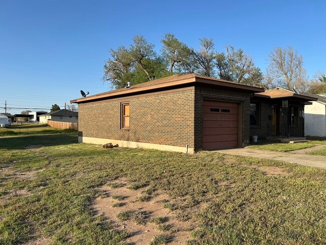 806 Jackson St in Borger, TX - Building Photo - Building Photo