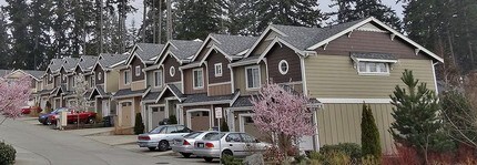 Greenwood Heights in Bonney Lake, WA - Building Photo - Building Photo