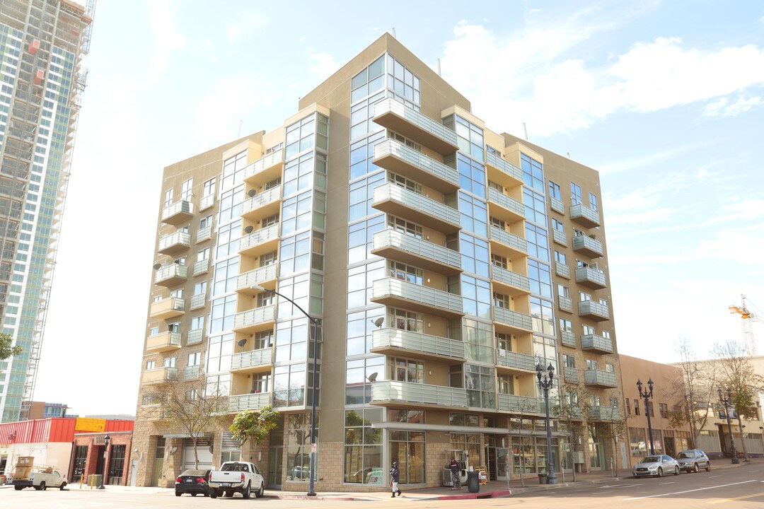 Element in San Diego, CA - Foto de edificio