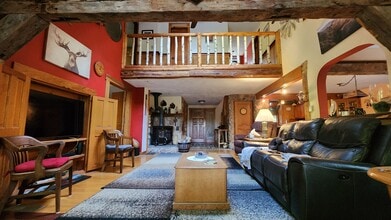 37 Brayman Rd in Campton, NH - Building Photo - Building Photo