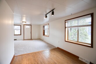 217 S G St in Livingston, MT - Building Photo - Building Photo