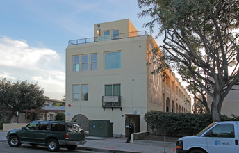 4043 Irving Pl in Culver City, CA - Building Photo - Building Photo