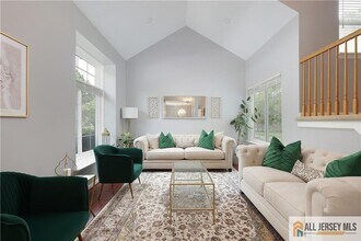 160 Buttonwood Dr in Piscataway, NJ - Building Photo - Building Photo