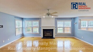 6935 Lipscomb Dr in Wilmington, NC - Building Photo - Building Photo