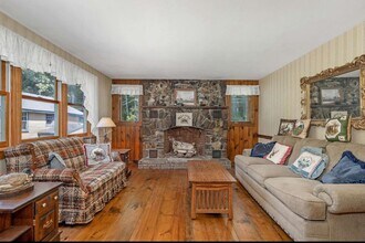 7 Roberts Cove Rd in Alton, NH - Building Photo - Building Photo