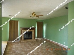 345 4th Ave NE in Rio Rancho, NM - Building Photo - Building Photo