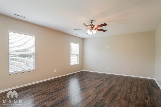 229 Plymouth Dr in Clayton, NC - Building Photo - Building Photo