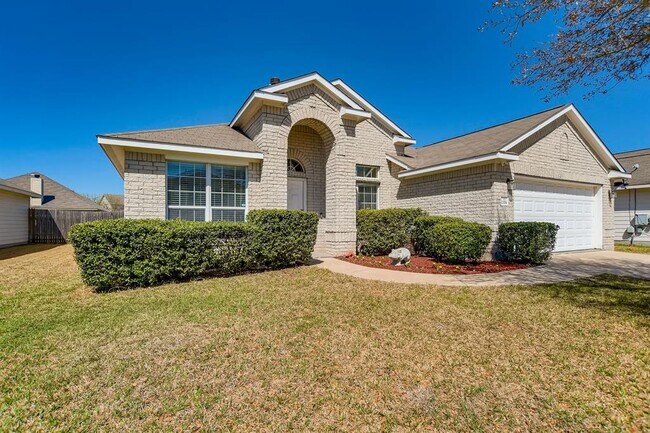 1204 Utopia Ln in Hutto, TX - Building Photo - Building Photo