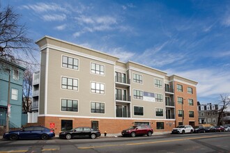 33-39 Ward St in Boston, MA - Foto de edificio - Building Photo