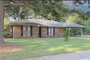 5518 W 20th Ave in Pine Bluff, AR - Building Photo