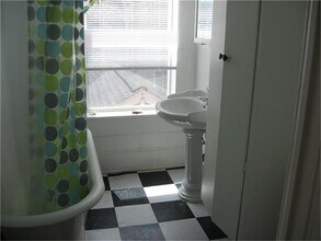 2520 Hopkins St-Unit -F in Houston, TX - Building Photo - Building Photo
