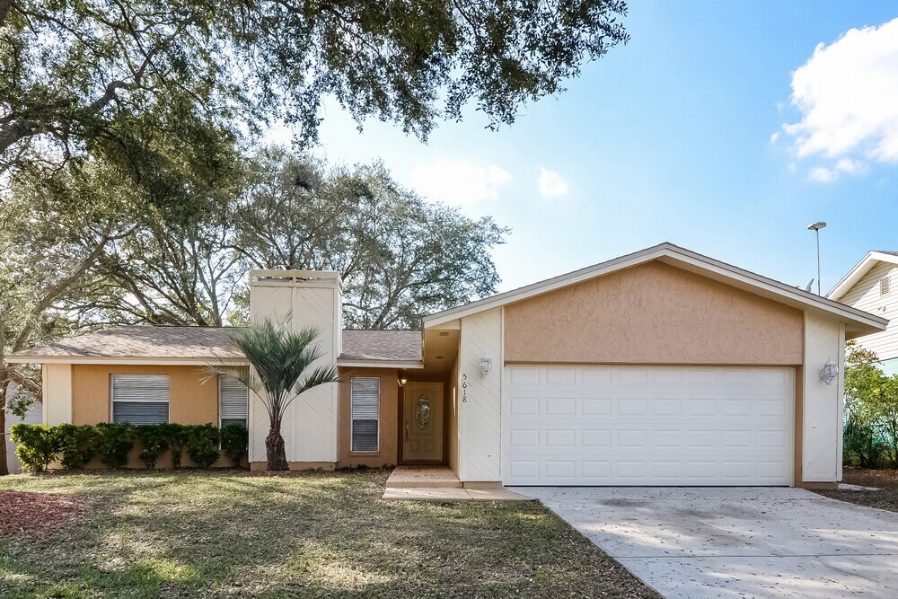 5618 El Dorado Ave in Lakeland, FL - Building Photo