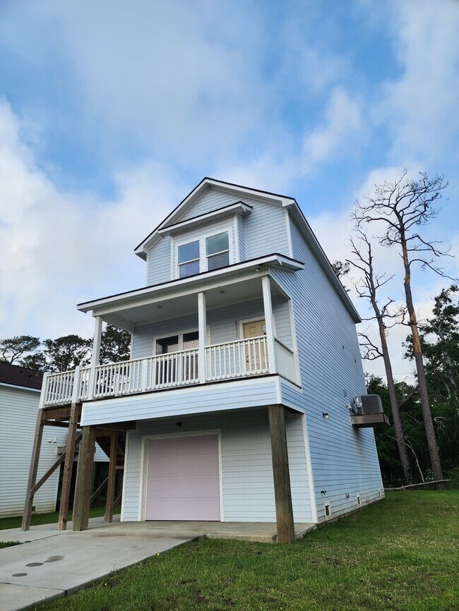 property at 8802 Bent Oak Ln