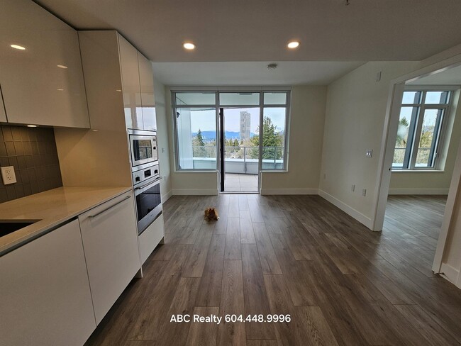 10428-10428 Whalley Blvd