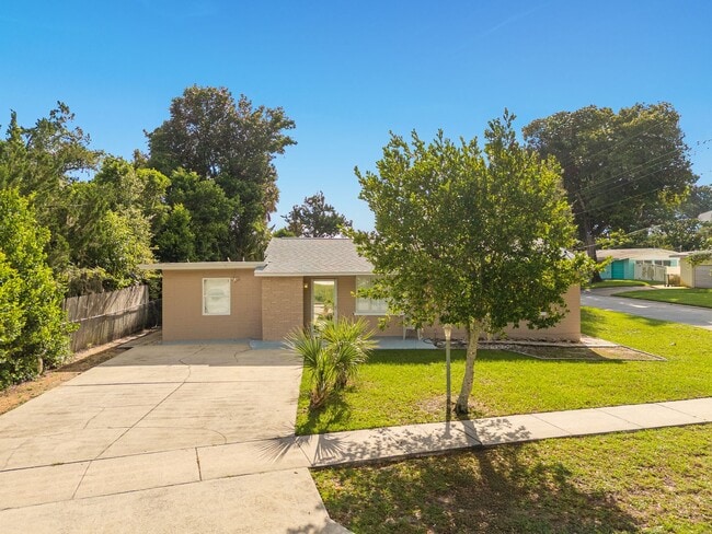 505 S Ridgewood Ave in Ormond Beach, FL - Building Photo - Building Photo