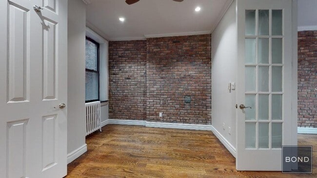 property at 326 E 35th St