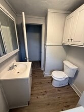 109 S Maple St in Hutchinson, KS - Building Photo - Building Photo