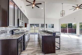 4012 Tennis Club Rd in The Colony, TX - Building Photo - Building Photo