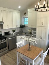 4254 Keever Ave in Long Beach, CA - Building Photo - Building Photo