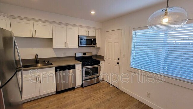 3868 W 132nd St in Hawthorne, CA - Building Photo - Building Photo
