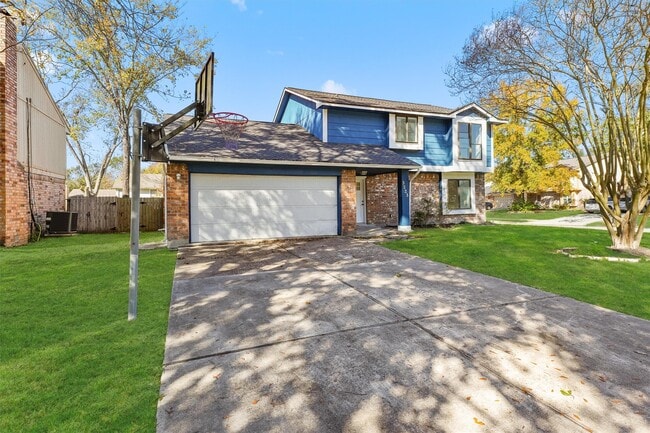 property at 3223 Deer Valley Dr