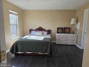 1037 Gardenview Loop in Woodbridge, VA - Building Photo - Building Photo