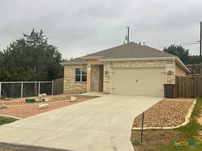 property at 615 Hummingbird Hill