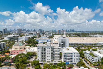 1750 James Ave in Miami Beach, FL - Building Photo - Building Photo