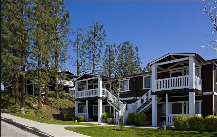 Vantage Point Apartments in Bakersfield, CA - Foto de edificio