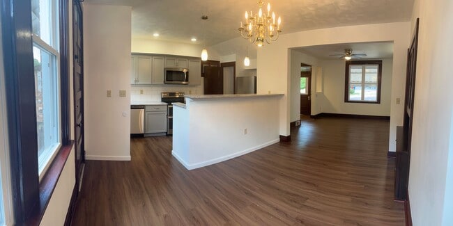 1320 Evergreen Ave in Pittsburgh, PA - Building Photo - Building Photo