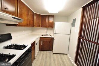 3135 University Blvd W in Kensington, MD - Building Photo - Building Photo