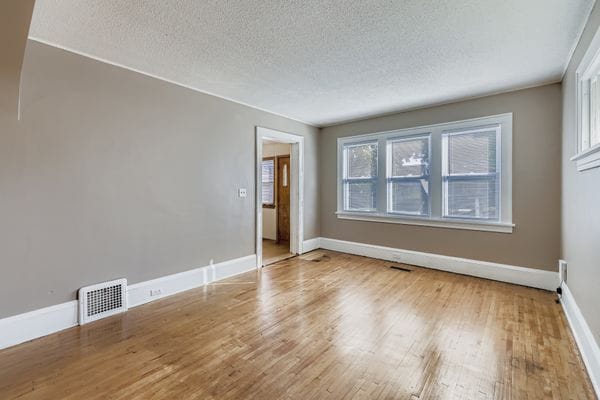 4244 Longfellow Ave in Minneapolis, MN - Building Photo - Building Photo