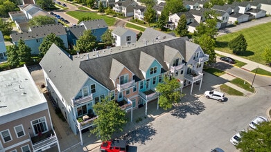 1673 Town Center St in Aurora, IL - Building Photo - Building Photo