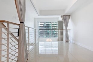 60 SW 13th St, Unit 3022 in Miami, FL - Building Photo